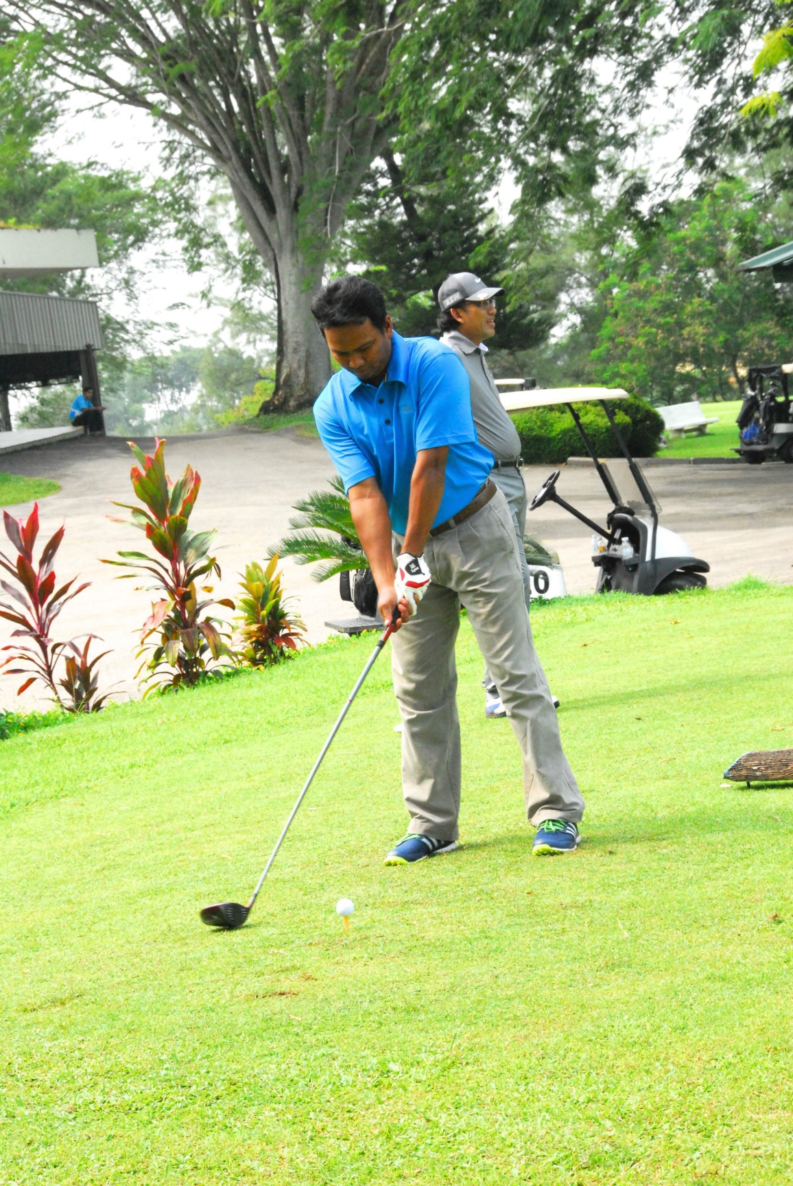 PRO15 157 GOLF DSC 0427.JPG